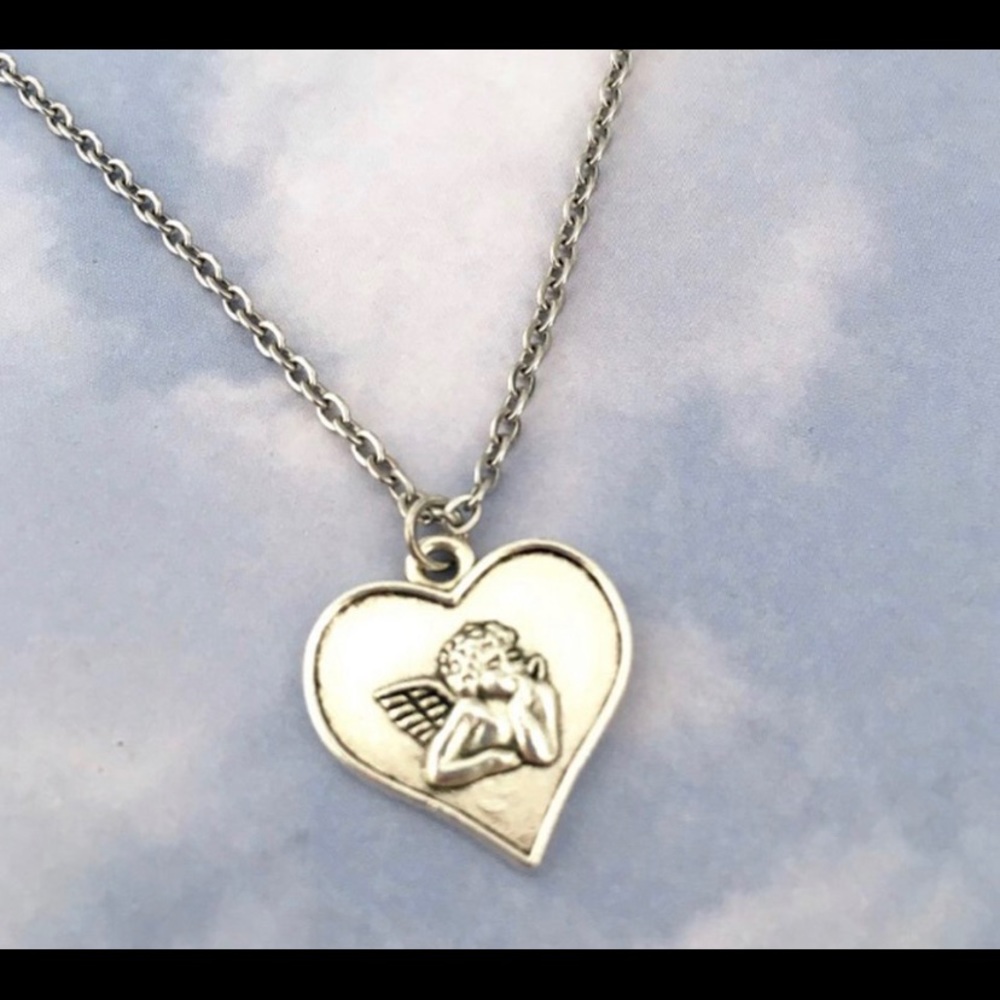 Angel necklace